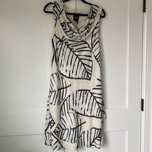 Nic+Zoe dress, sleeveless black & off white print  lined washable size 10